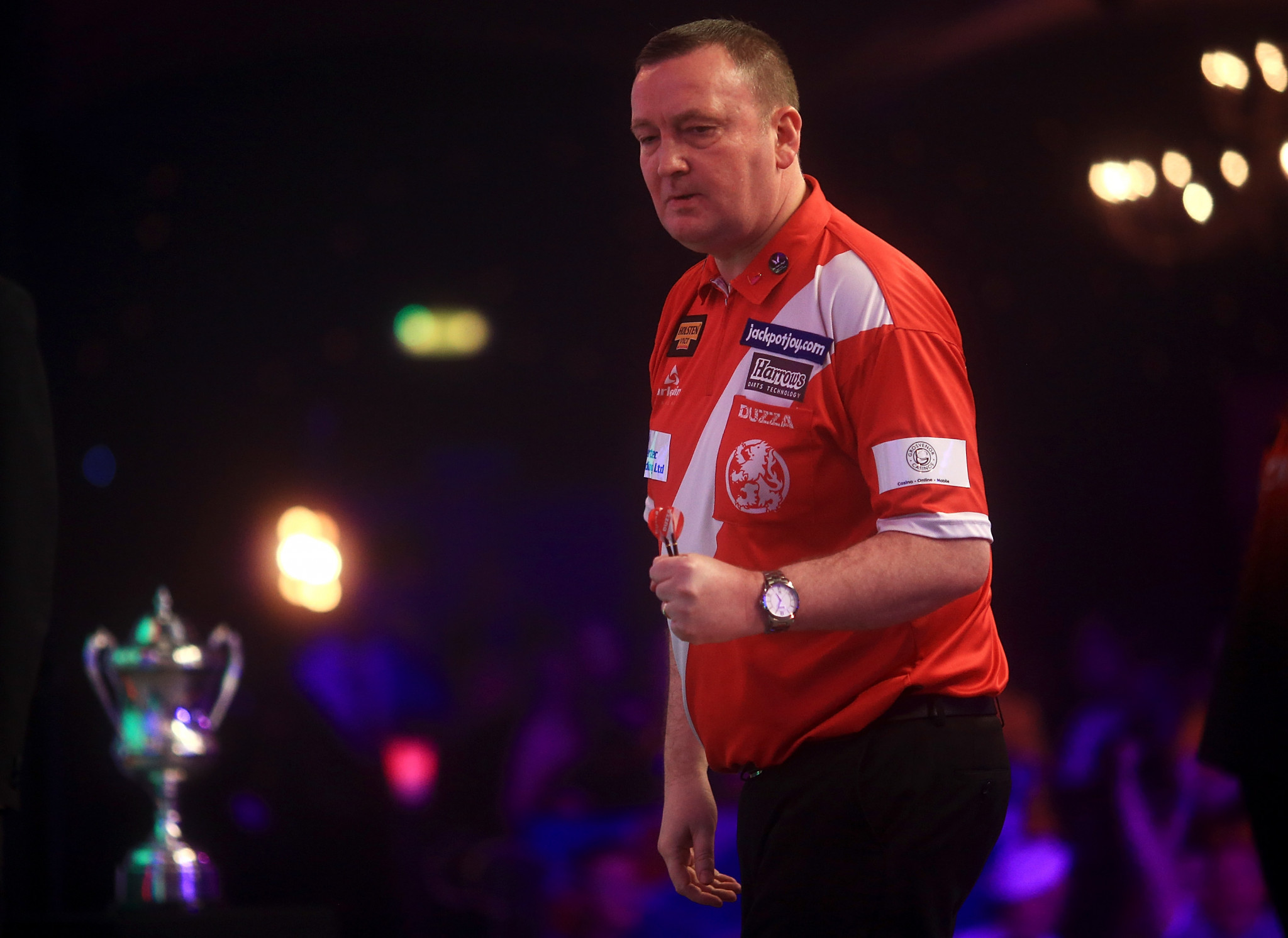 Glen Durrant began his title defence with a routine victory ©Getty Images 