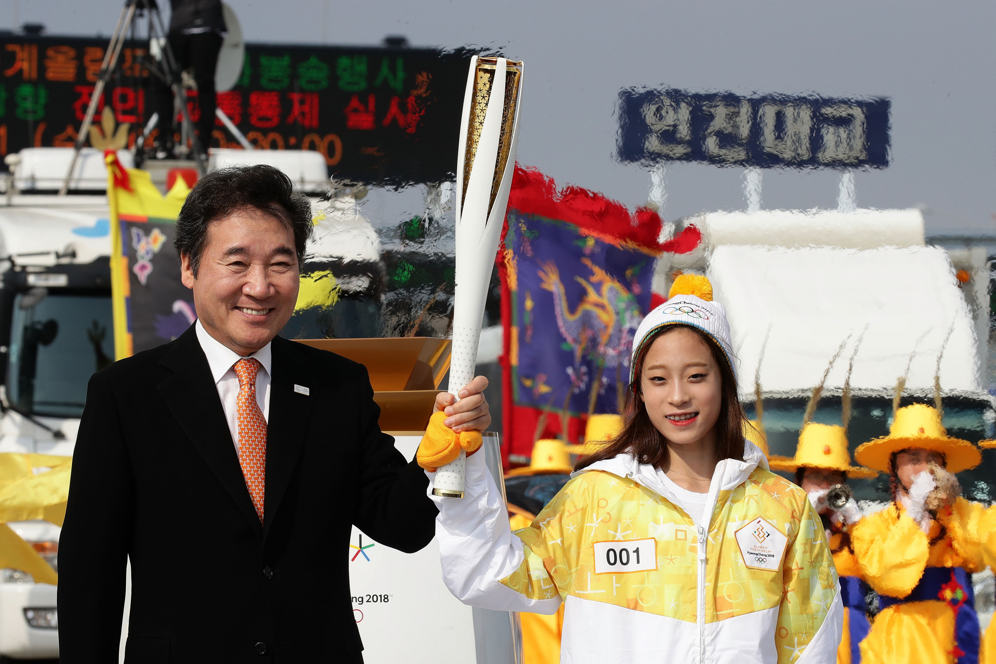 South Korean Prime Minister Lee Nak-yon believes 500 North Korean athletes could attend the Games ©Getty Images