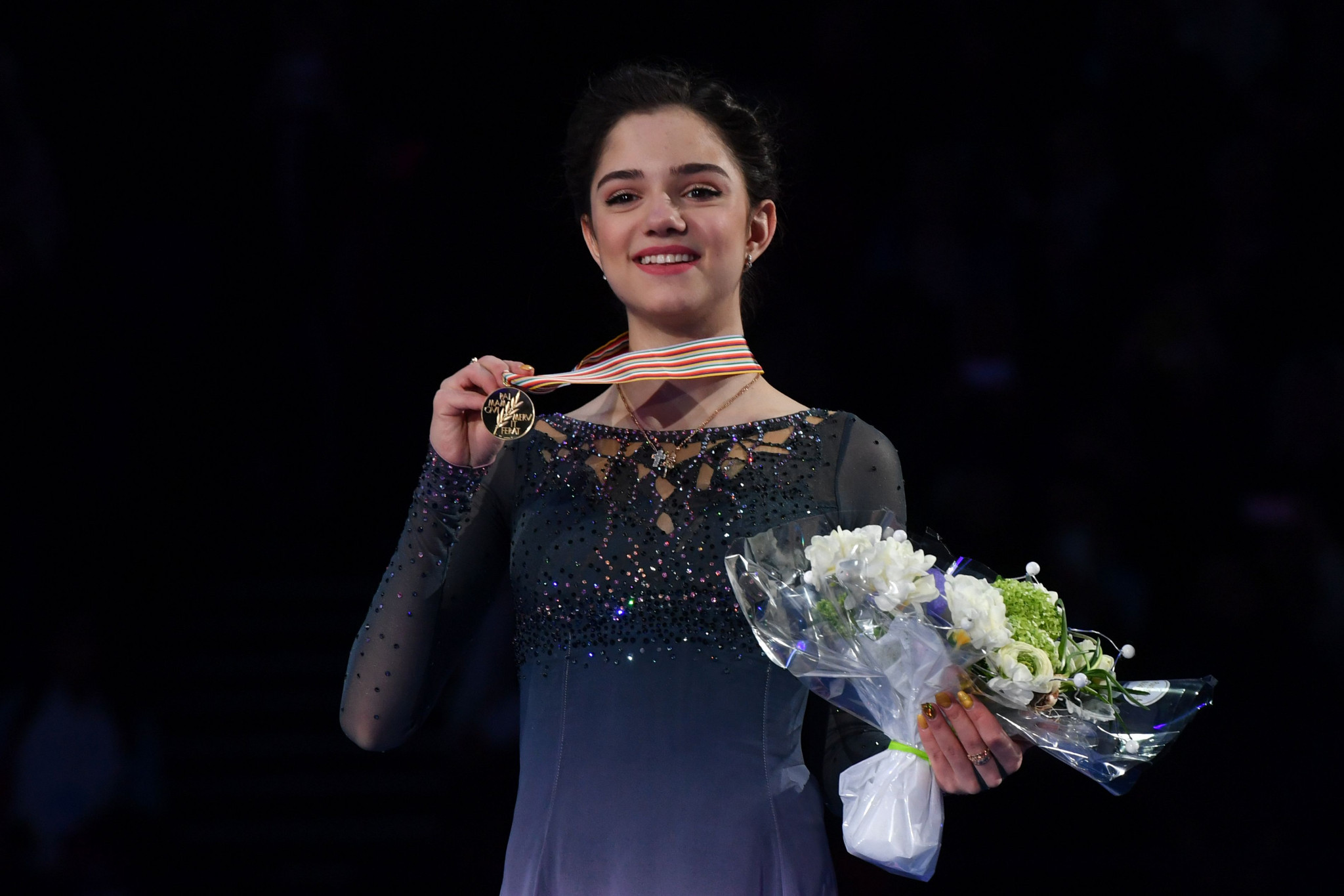 Russia's Evgenia Medvedeva is to return to competitive figure skating after sustaining an injury in October ©Getty Images
