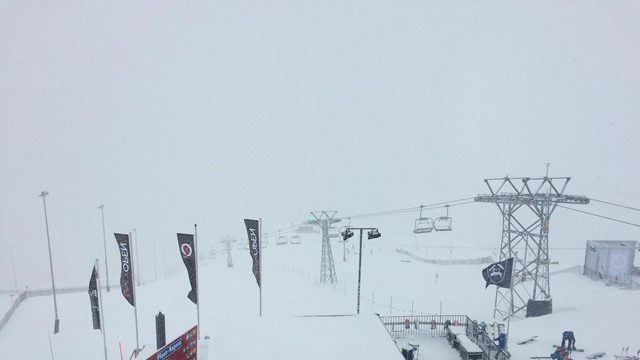 Heavy snowfall has forced officials at the FIS Snowboard World Cup in Laax to call off today's slopestyle qualification ©FIS