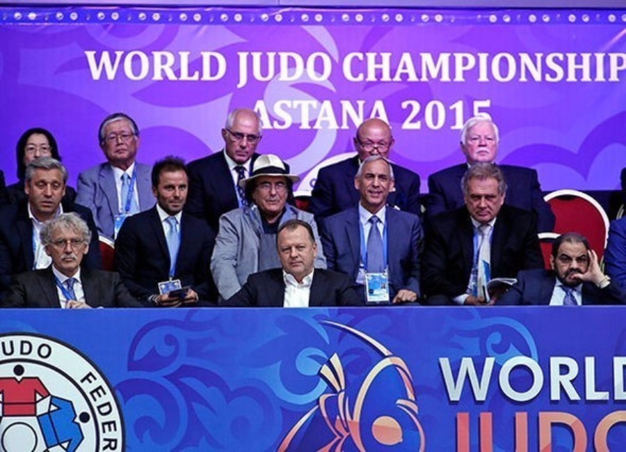 Delegates from the International Judo Federation watched on ©IJF