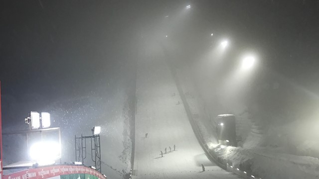 Heavy snowfall and strong winds saw the cancellation of the ladies FIS World Cup Ski Jumping event in Zao ©FIS