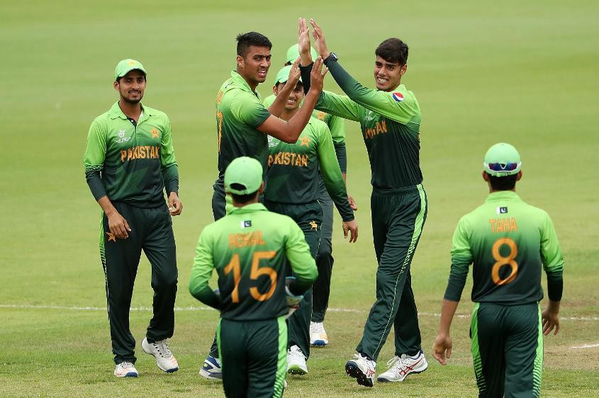 Pakistan withstood spirited opposition from Sri Lanka to win their match by three wickets ©ICC
