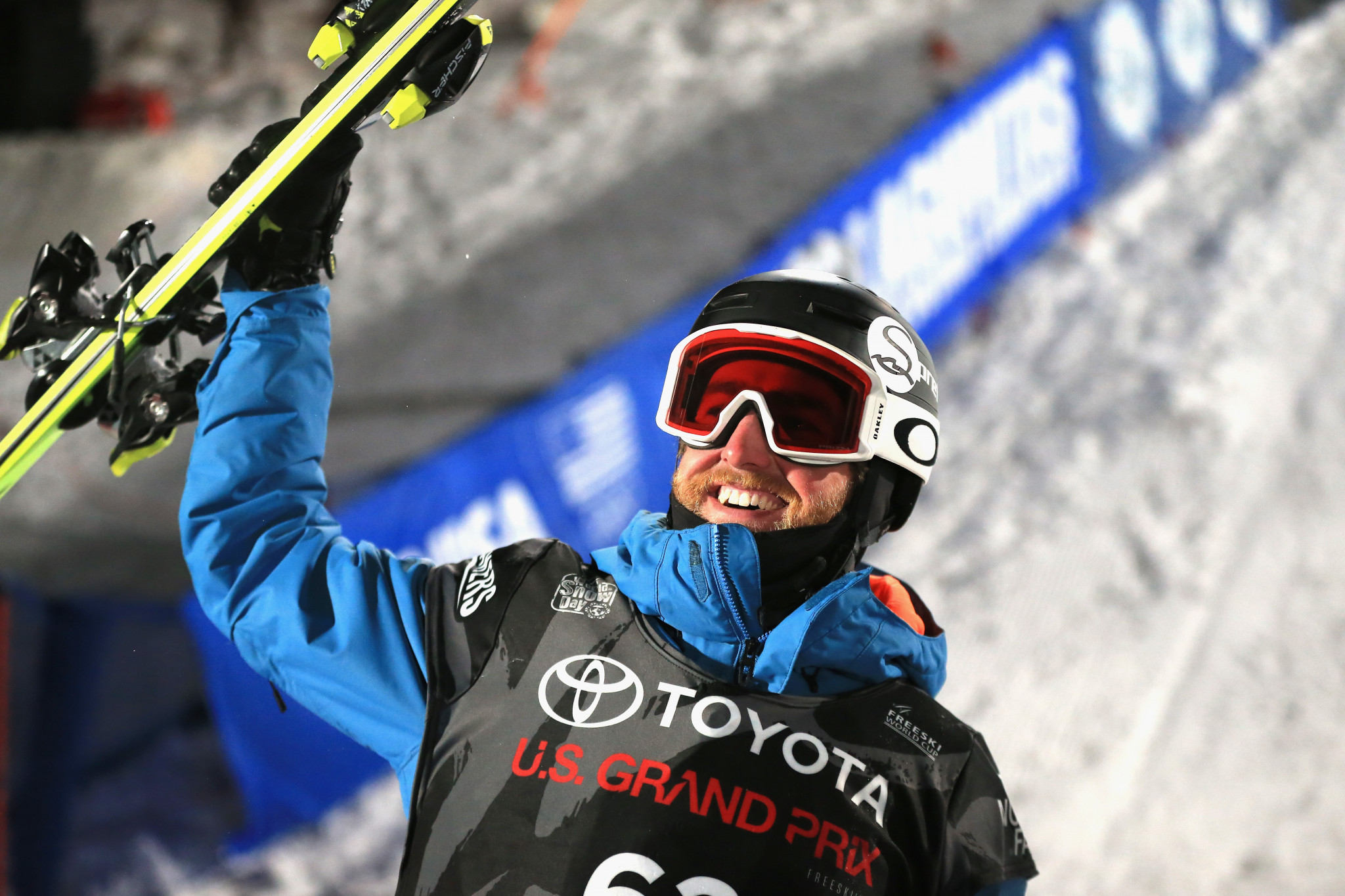 American athletes dominate on home snow at FIS Freestyle Skiing World Cup