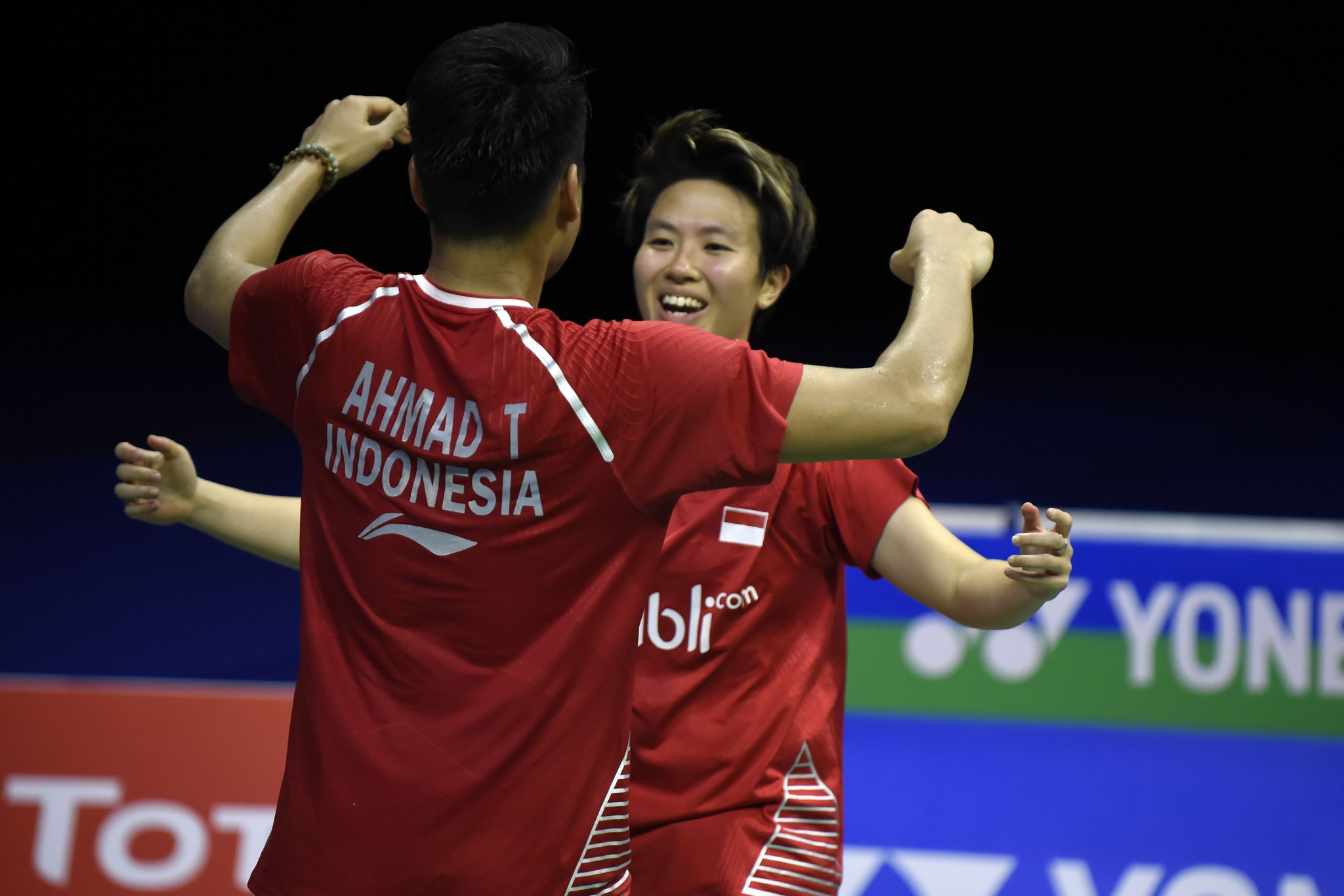 Olympic and world champions Tontowi Ahmad and Liliyana Natsir of Indonesia reached the second round ©Getty Images