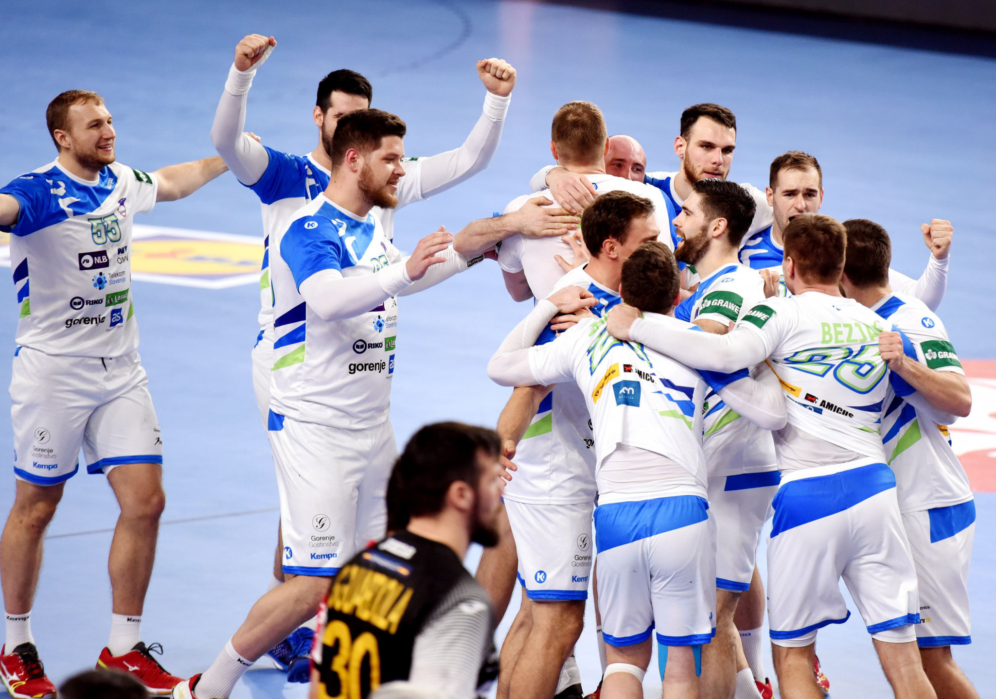 Spain suffer shock loss to Slovenia at European Men's Handball Championship
