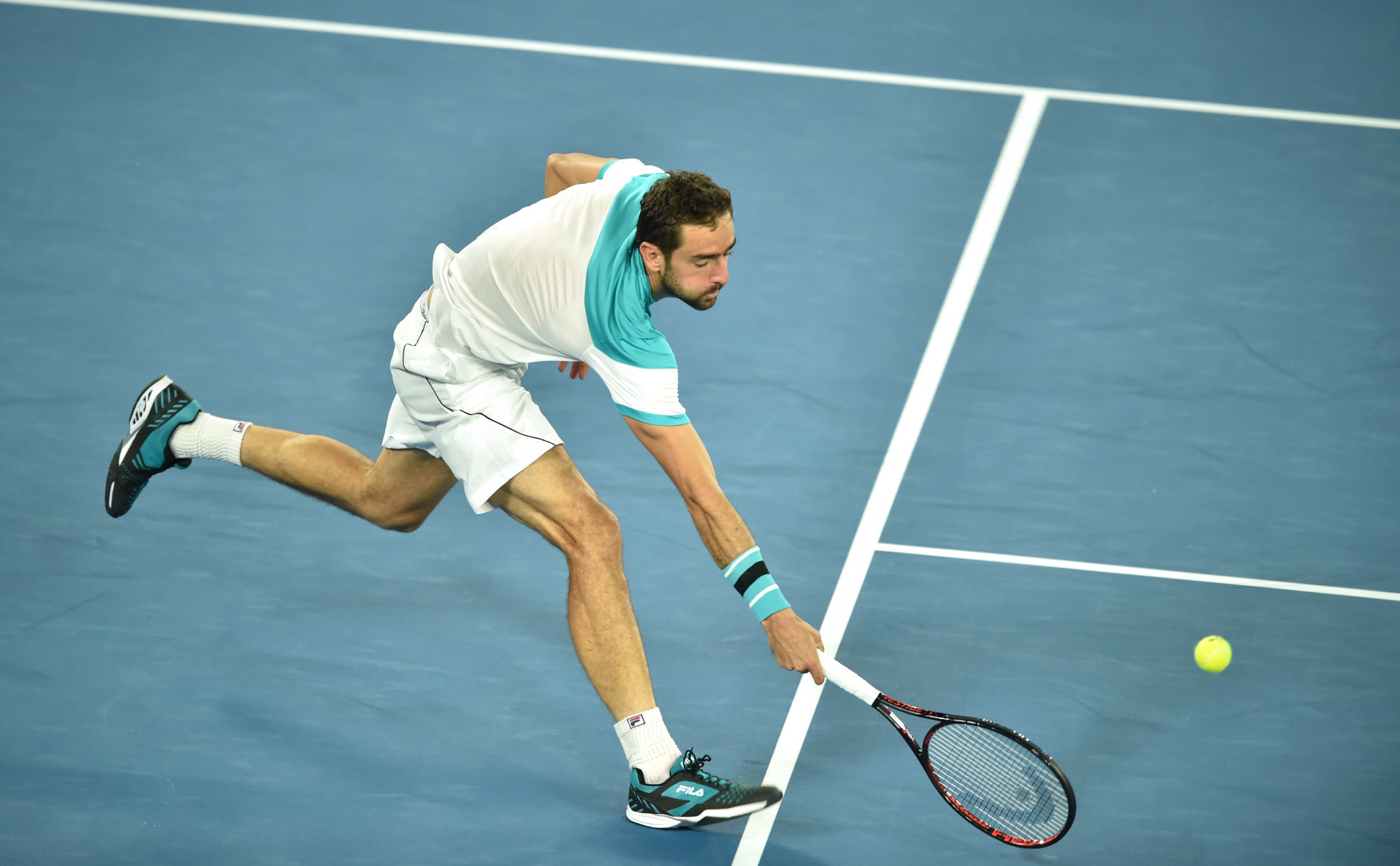 Marin Cilic led 2-0 in the final set before Rafael Nadal called an early halt to the match through injury ©Getty Images