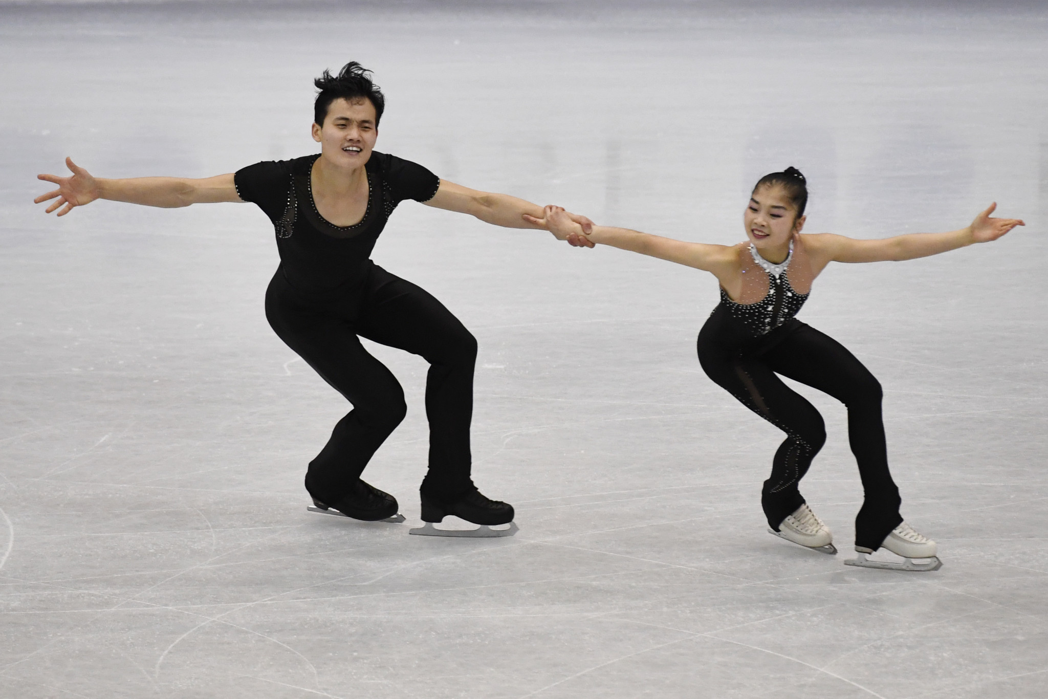 Ryom Tae-ok and Kim Ju-sik won an historic bronze for North Korea ©Getty Images