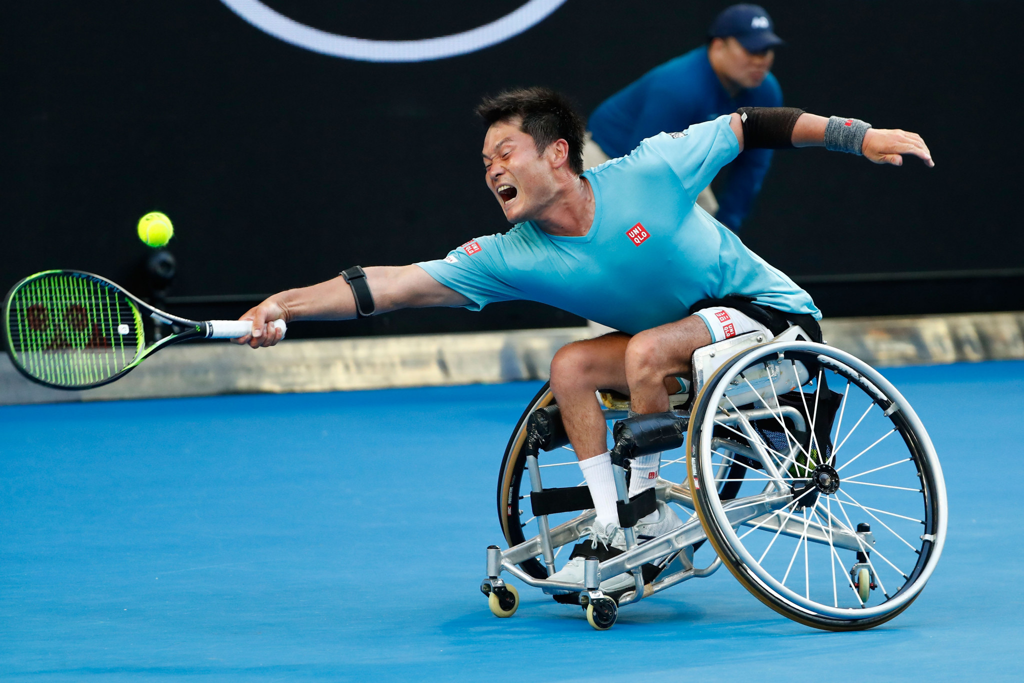 Shingo Kunieda of Japan claimed the men's singles title as he fought back from a set down to overcome Frenchman Stephane Houdet ©Getty Images]