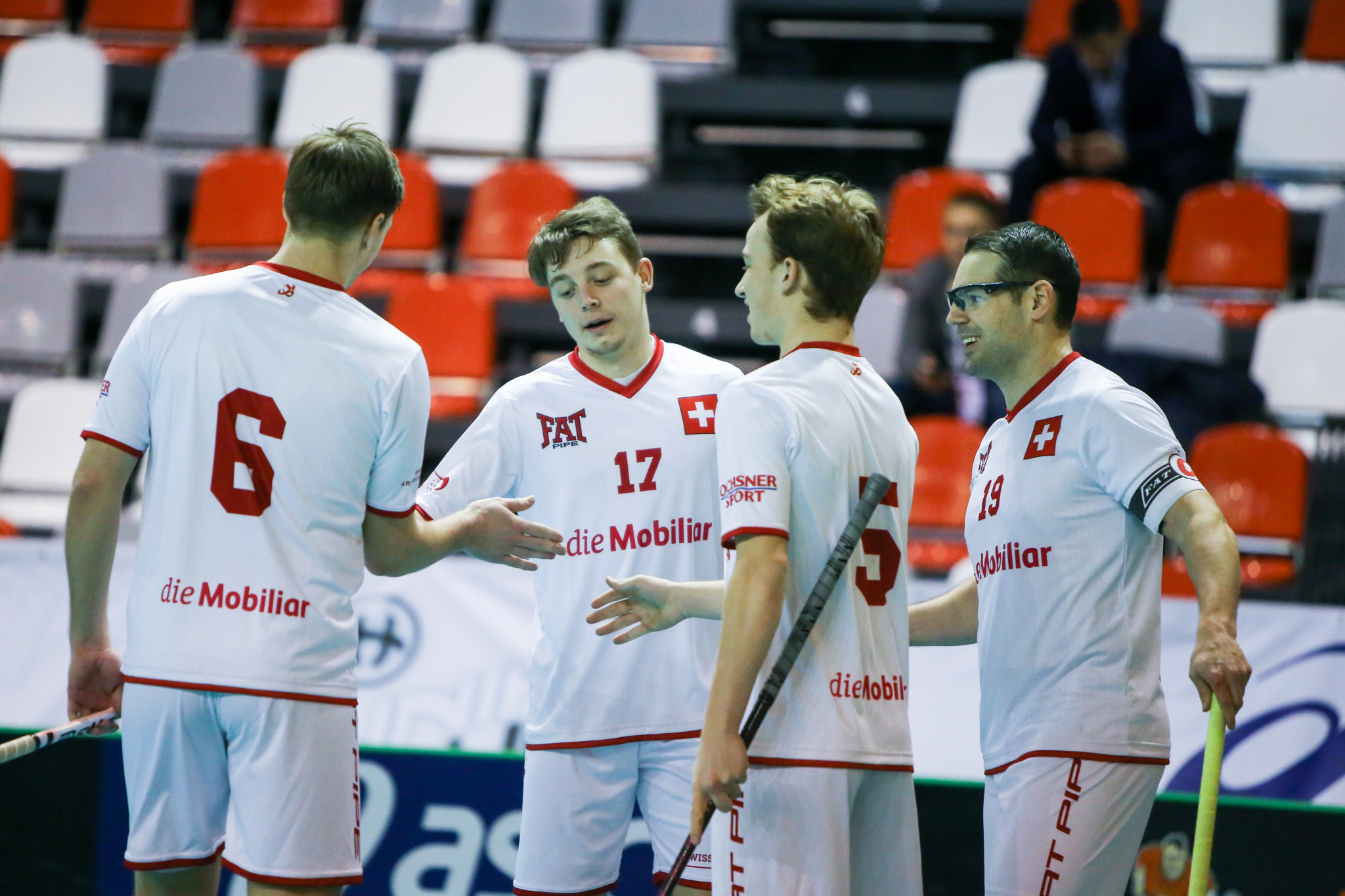 Switzerland thrash Italy on opening day of European qualifier for Men's World Floorball Championships 