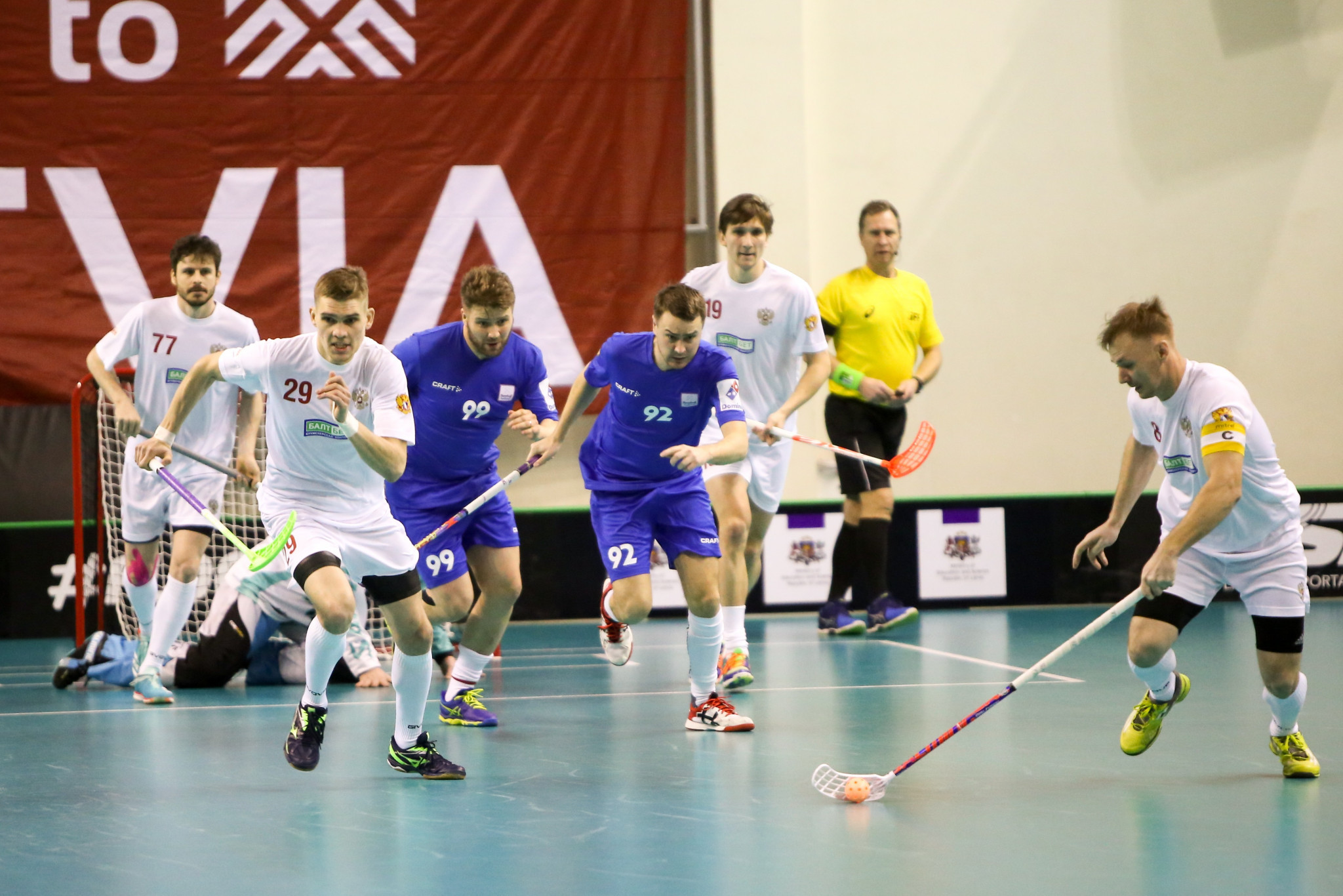 Russia edged Iceland 7-5 in the first match of the day ©IFF/Flickr