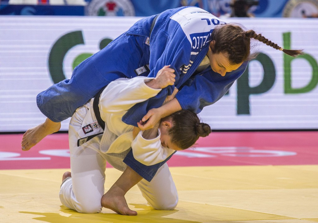 The Netherlands' Marhinde Verkerk and Poland's Daria Pogorzelec met in an under 78 kilogram bronze medal match ©Getty Images