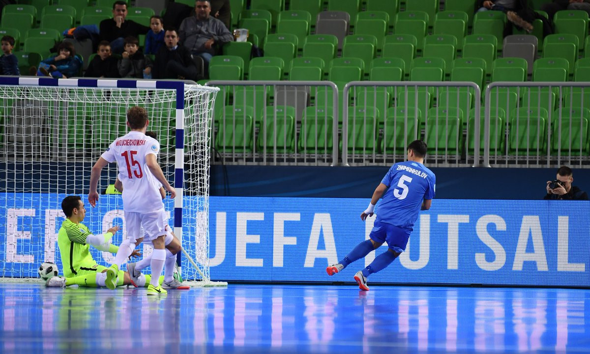 Kazakhstan progress to quarter-finals at UEFA Futsal Championships
