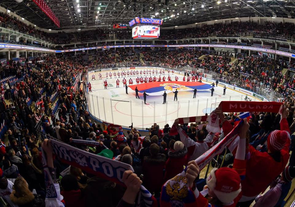 Russia's ice hockey team received a big send-off on the eve of their departure for Pyeongchang 2018 when they played a warm-up match against Spartak Moscow ©FHR