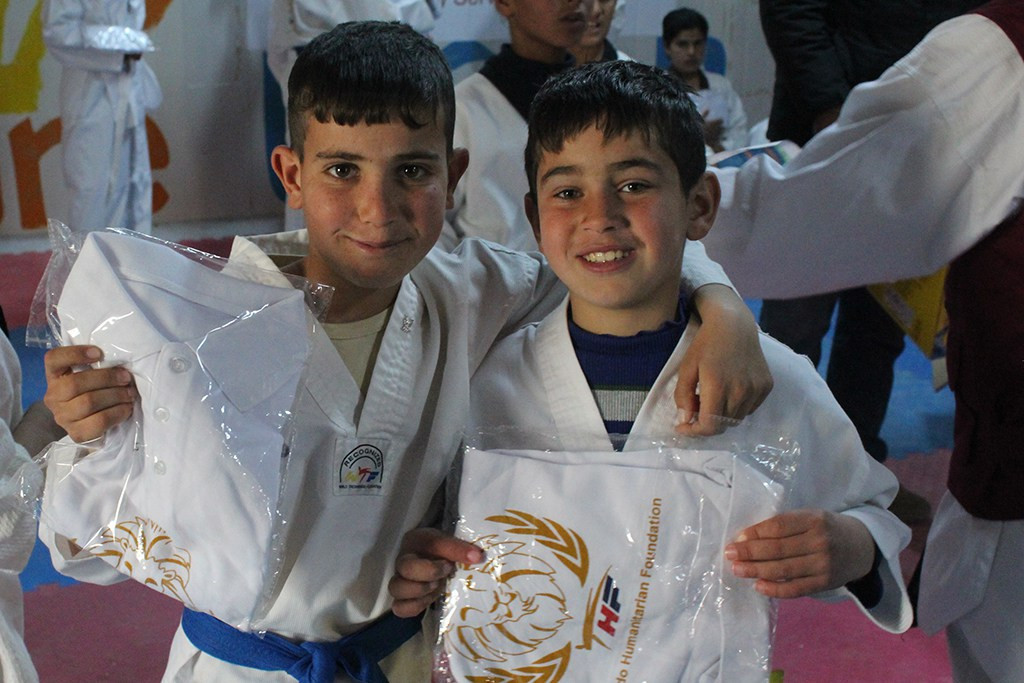 Youngsters at Azraq were honoured at the ceremony ©THF