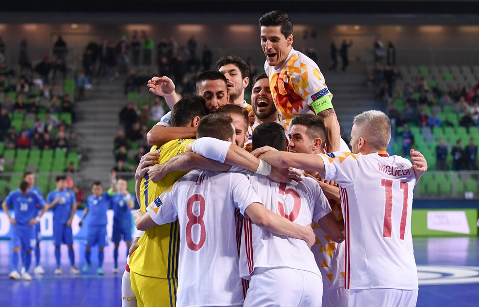 Spain beat Kazakhstan following a shoot-out ©UEFA