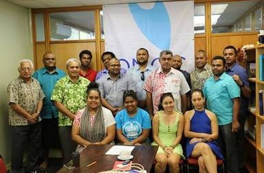 ONOC Fijian President Robin Mitchell (left) with journalists and editors from across the Pacific nation @ONOC