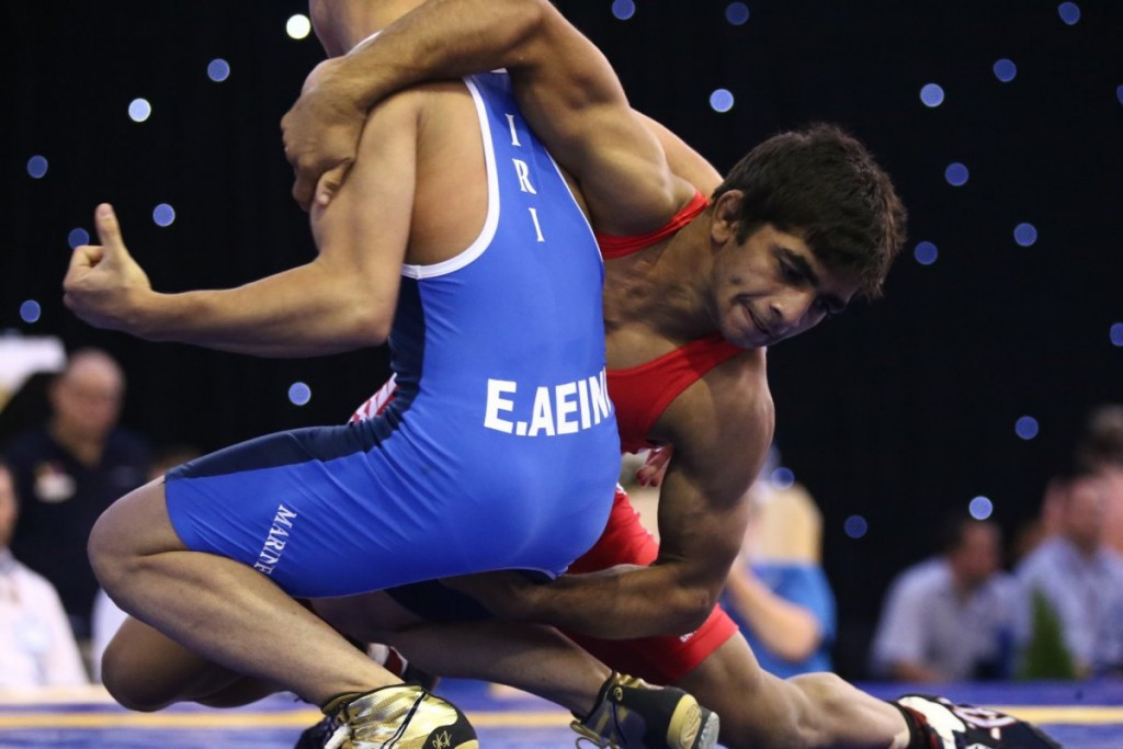 India's Anil Anil ended the reign of 50kg champion Efan Aeini with a 10-6 victory