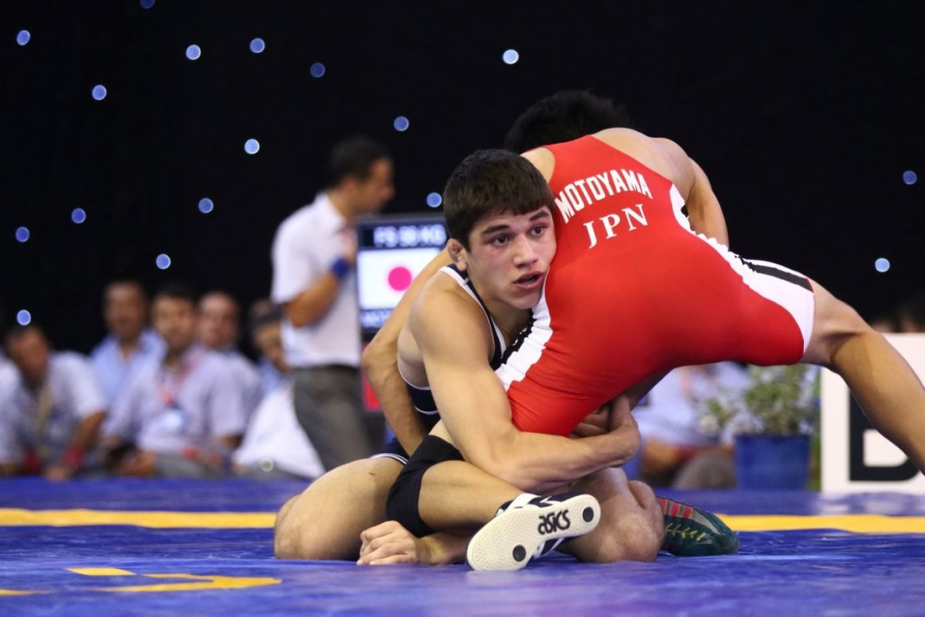 Yianni Diakomihalis of the United States marked his first overseas appearance by taking gold in the 58kg event 