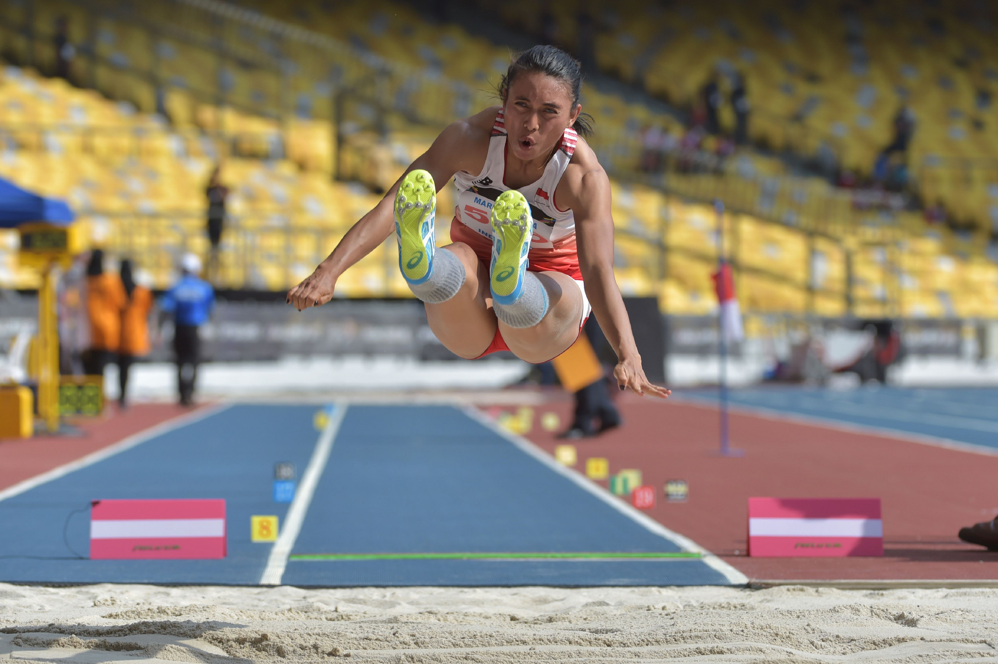 Maria Londa was one of several Indonesians to claim a medal in Jakarta ©Getty Images