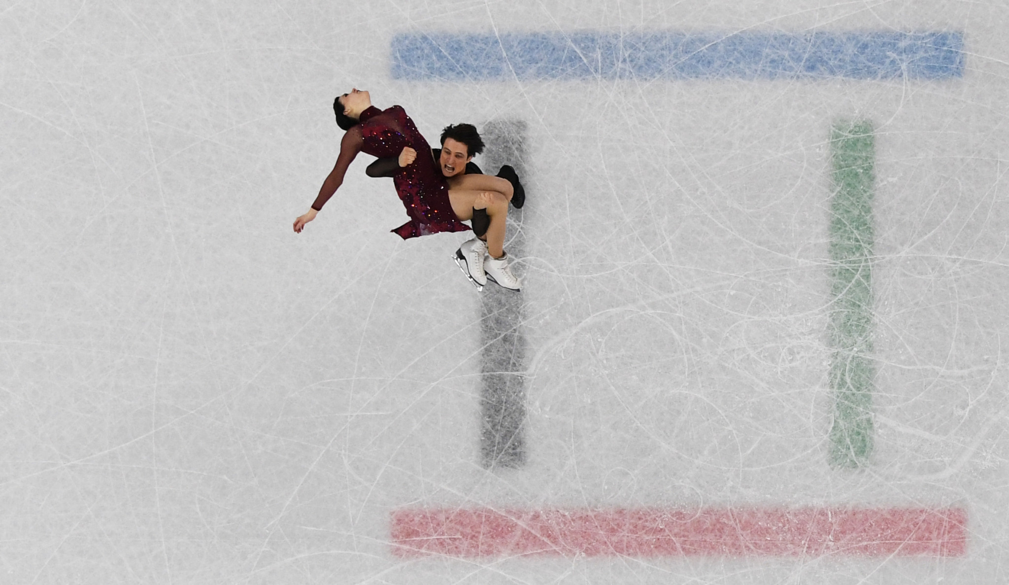 Tessa Virtue and Scott Moir were among the Canadian skaters to excel ©Getty Images