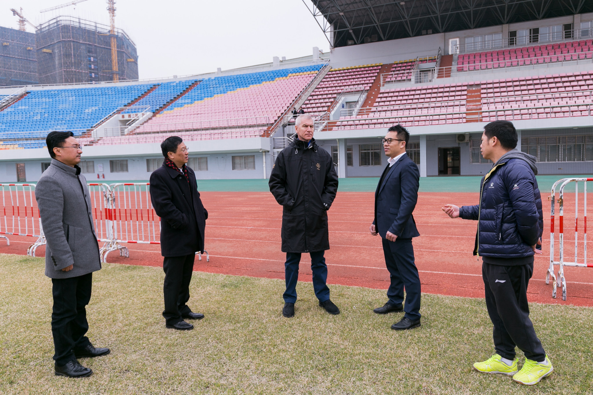 FISU President Oleg Matytsin, centre, visited potential venues for the tournament in Jinjiang ©FISU