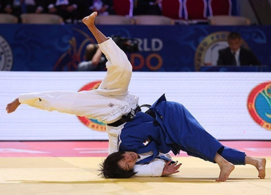 Japan also secured gold in the women's team event with a 5-0 win over Poland ©IJF