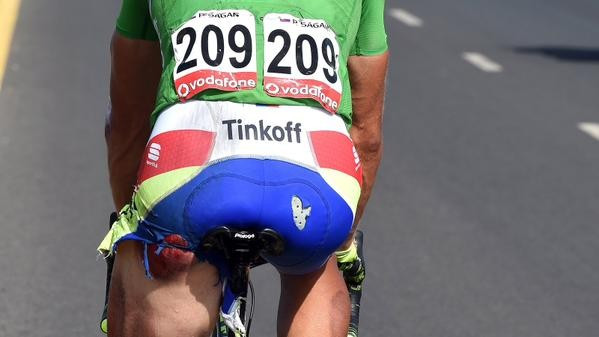 Peter Sagan battled to the finish with his injuries on show before withdrawing from the Vuelta following his crash ©Twitter