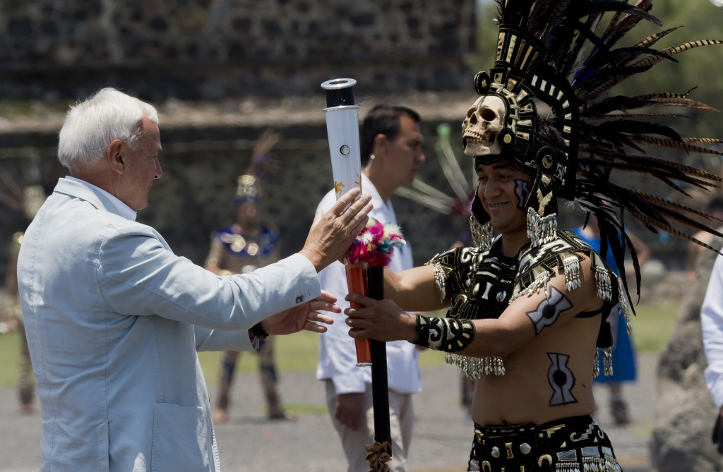 The Torch for the Pan American Games must be lit at the Pyramid of the Sun in Teotihuacan, Mexico, it is stipulated in the new proposed PASO constitution 