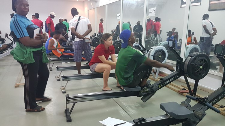 Micheen Thornycroft, centre, with the Nigerian rowing team at the African Rowing Championships ©FISA