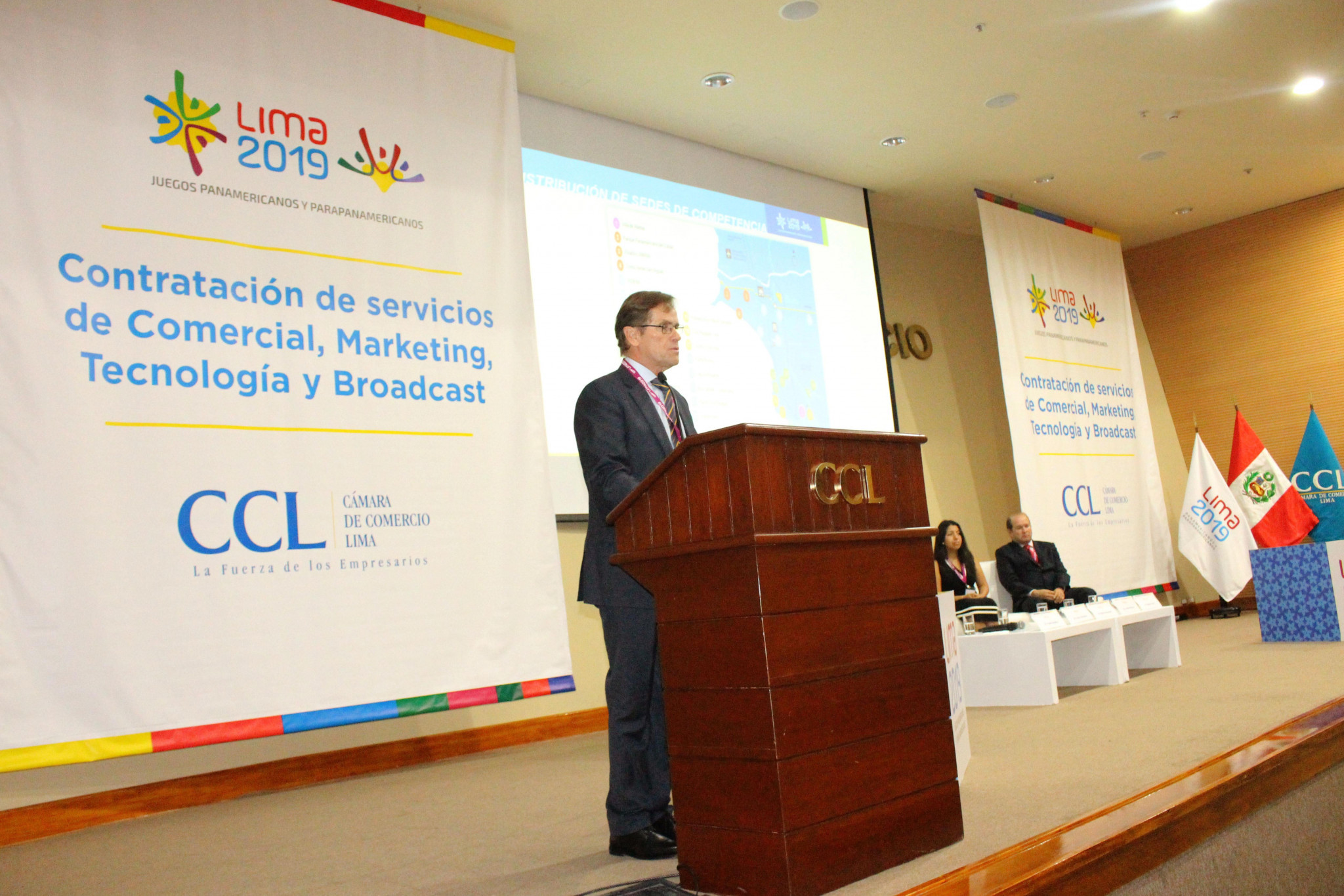 Lima 2019 President Carlos Neuhaus led a session for more than 500 companies ©Lima 2019