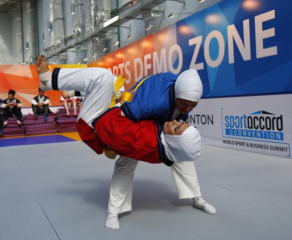 Iranian women’s belt wrestling was exhibited at the SportAccord Convention ©UWW