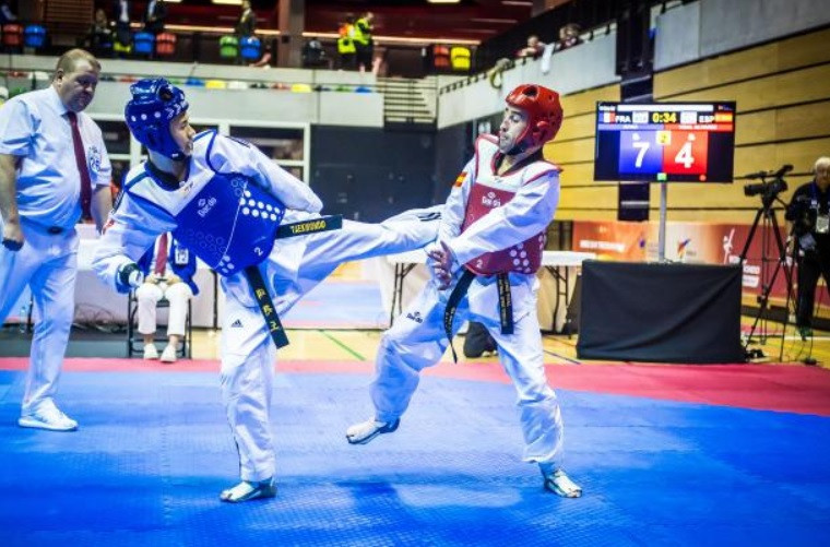 Bopha Kong switched to para-taekwondo after he lost his hands in an accident aged 18 ©World Taekwondo