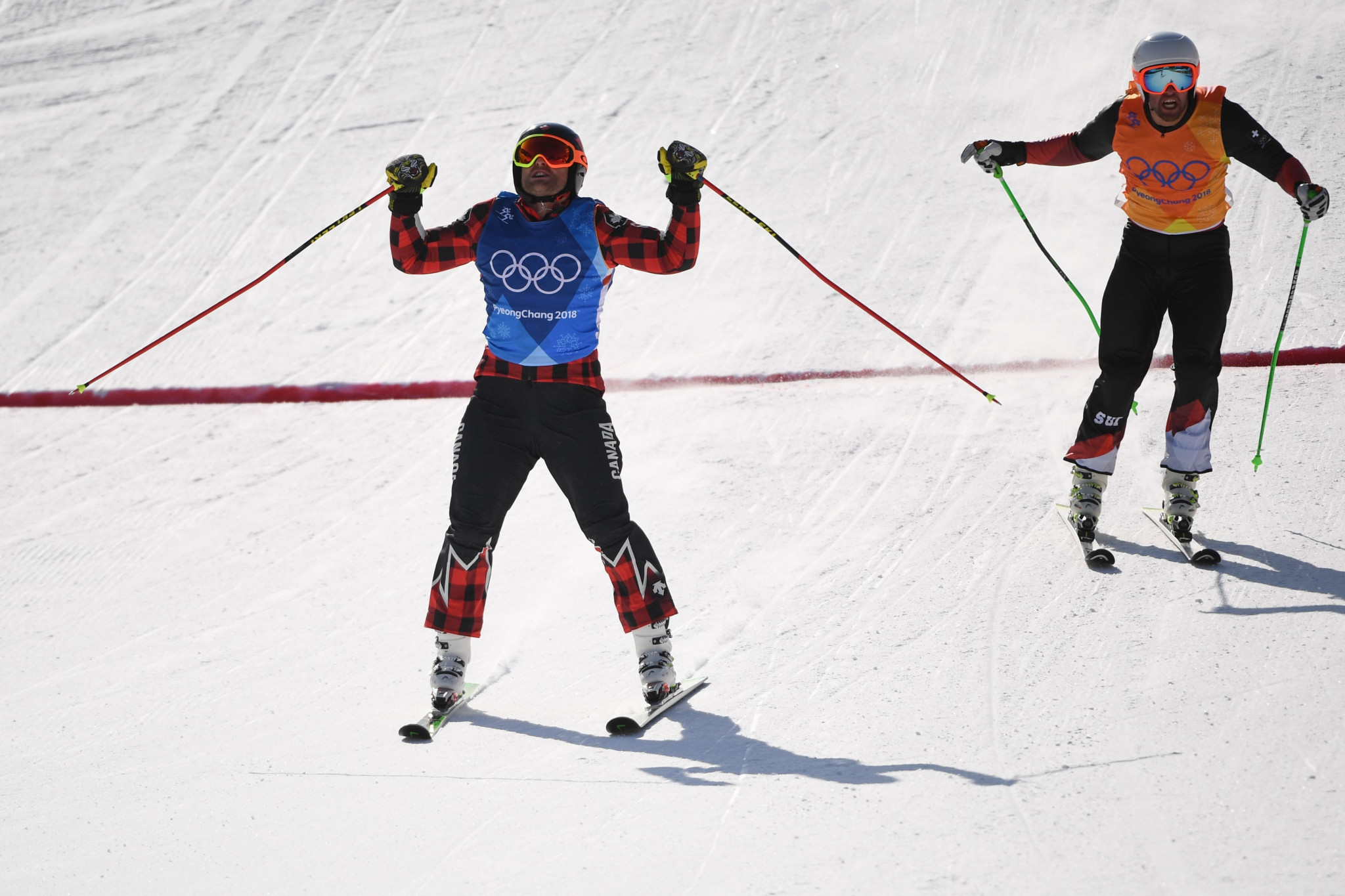 Leman secures gold in dramatic men's ski cross final at Pyeongchang 2018