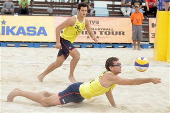 Maxime Thiercy and Arnaud Gauthier-Rat are one step away from a quarter-final spot on Kish Island ©FIVB