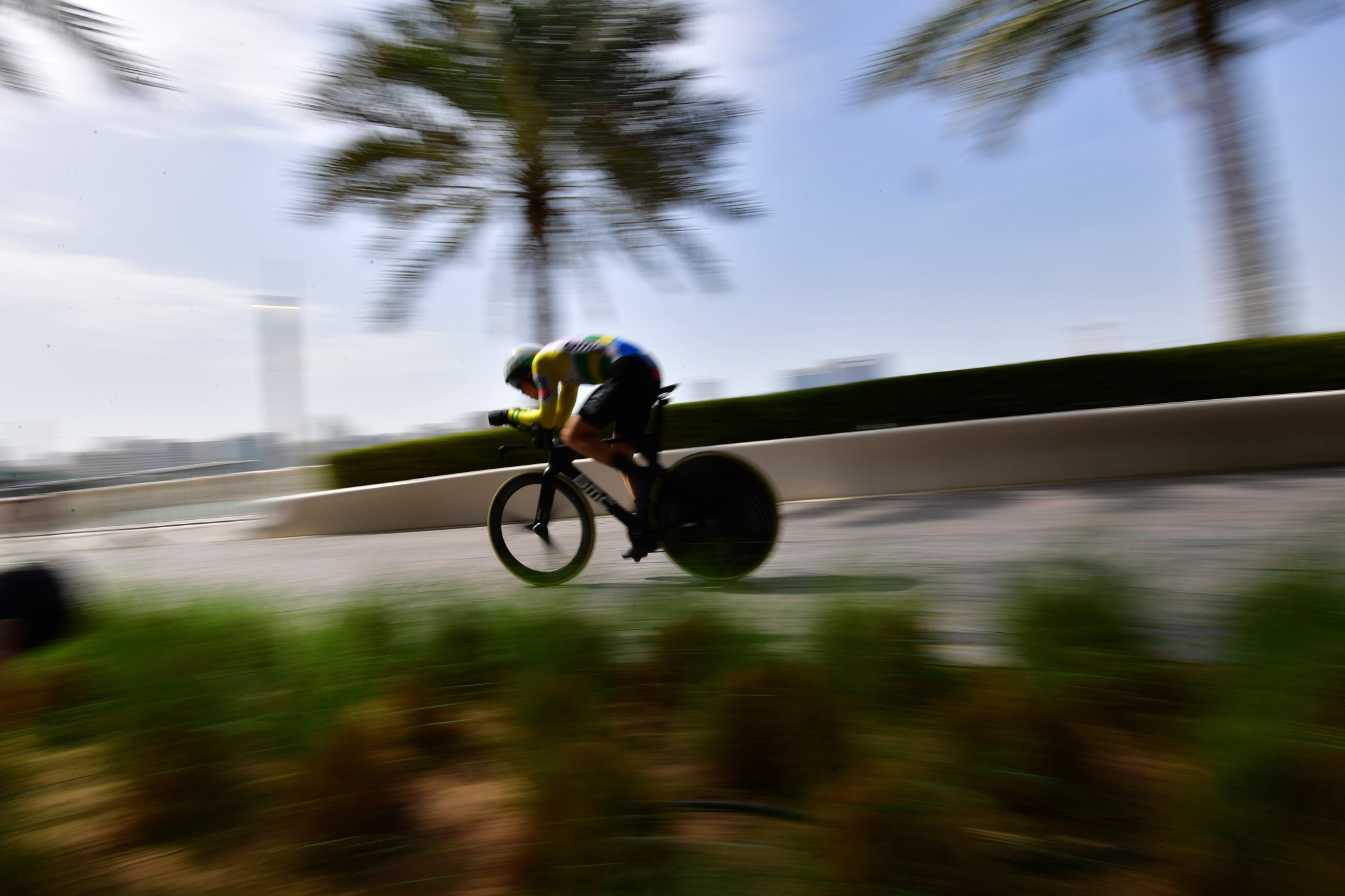 Dennis takes Abu Dhabi Tour race lead after time trial triumph