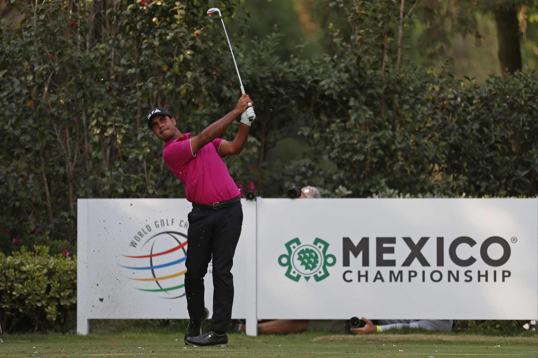 India's Shubhankar Sharma held on to his two-shot lead at the World Golf Championship ©Getty Images