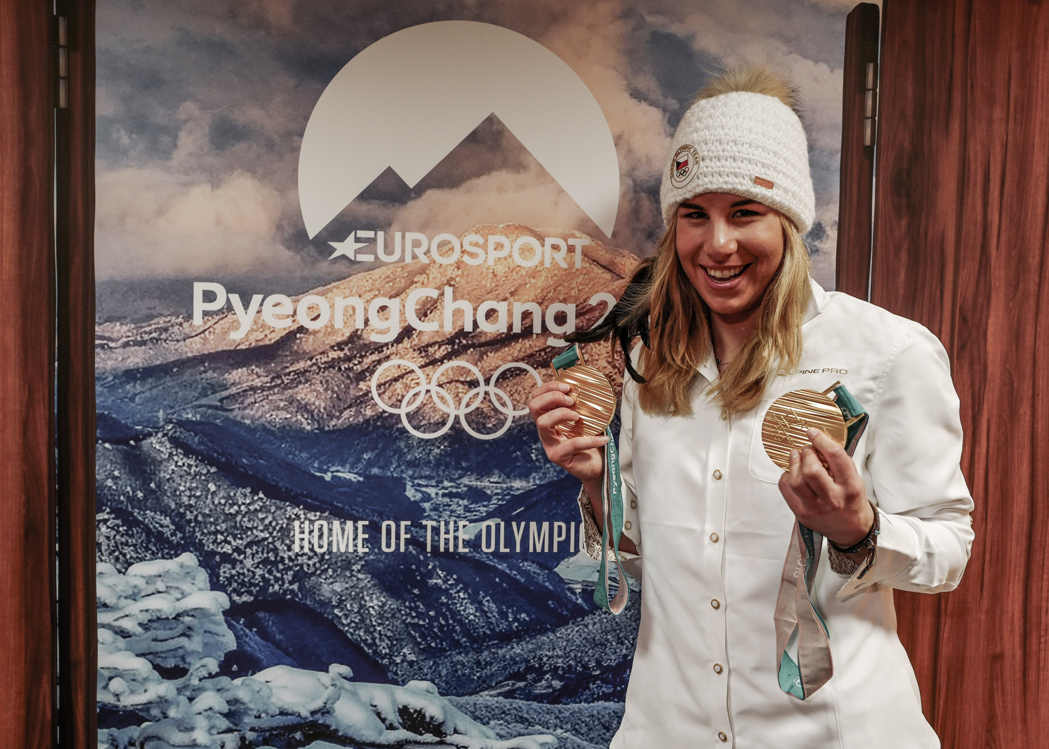Eurosport welcomed a host of Olympic champions to their studios during Pyeongchang 2018, including historic skiing and snowboarding gold medallist Ester Ledecka ©Getty Images/Eurosport