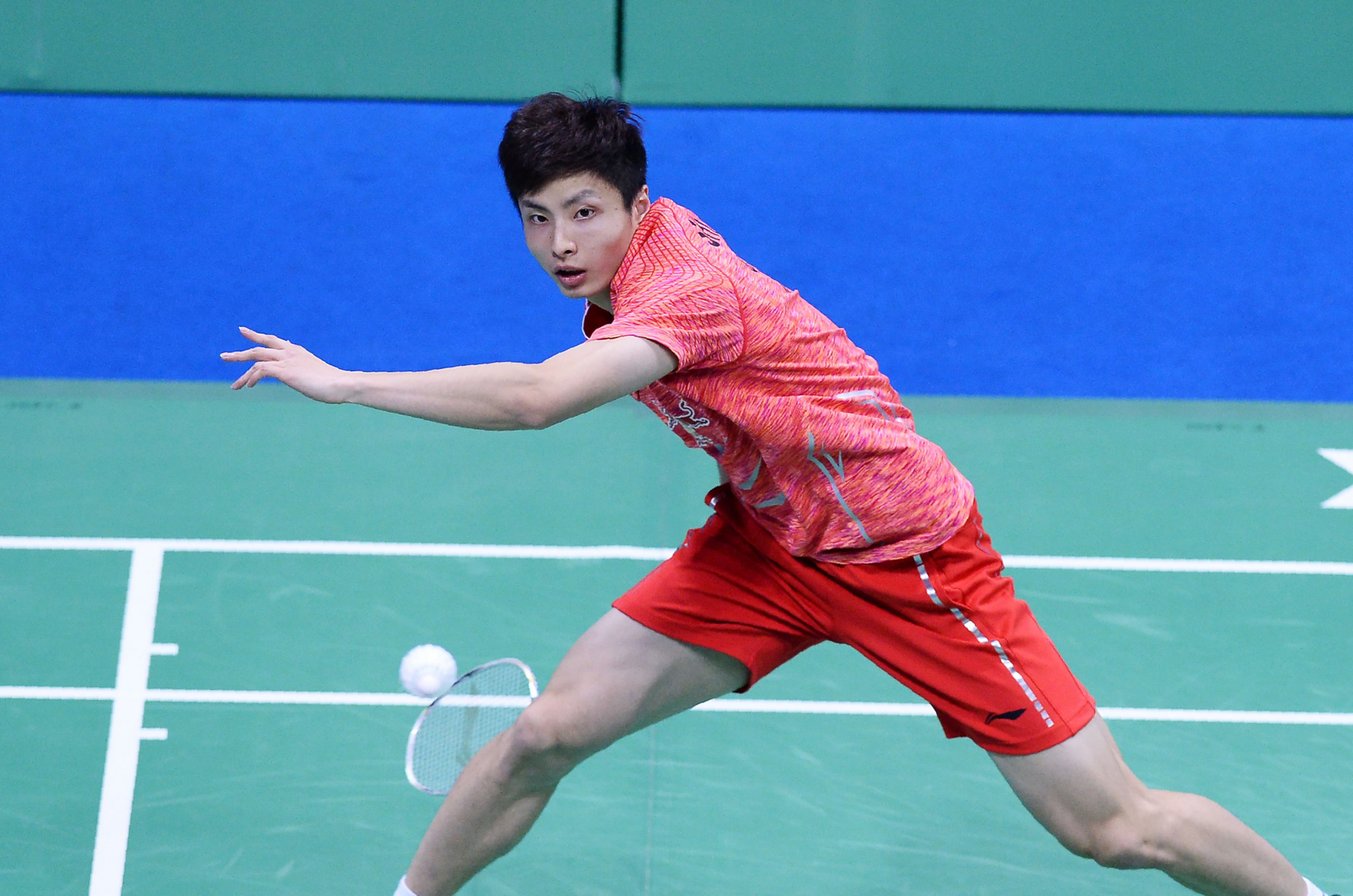 China's Shi Yuqi had no such trouble as he progressed to the second round by overcoming compatriot Zhao Junpeng ©Getty Images
