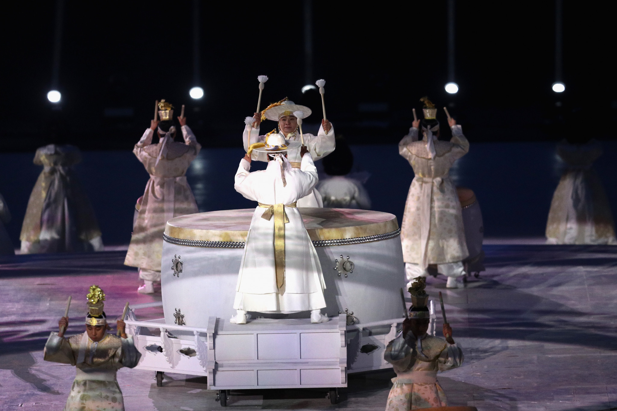 A thunderous drum performance got proceedings underway at the Pyeongchang Olympic Stadium ©Getty Images